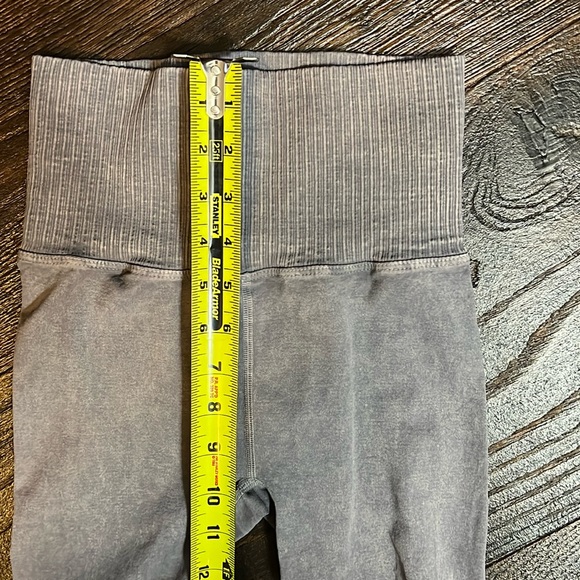 FP Movement High-Rise 7/8 Length Good Karma Leggings - Grey - XS/S - Picture 5 of 8